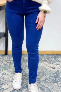 Ana & Lucy Anna High Rise Jeans - Blue - AL1 Online