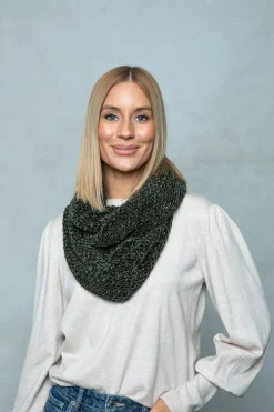 Holiday Brentwood Snood - Pine - H17 New