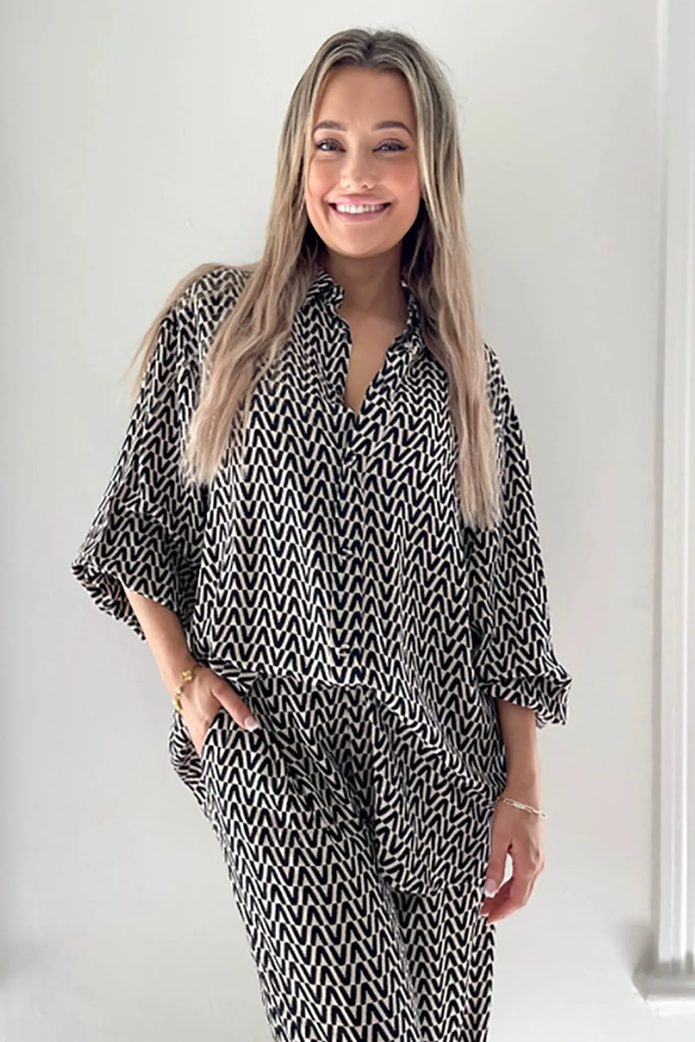 Pizazz Boutique Drew BamBoo Shirt - Geo - SO11 Outlet