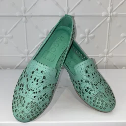 Mago Eornum Flat | MG1 New