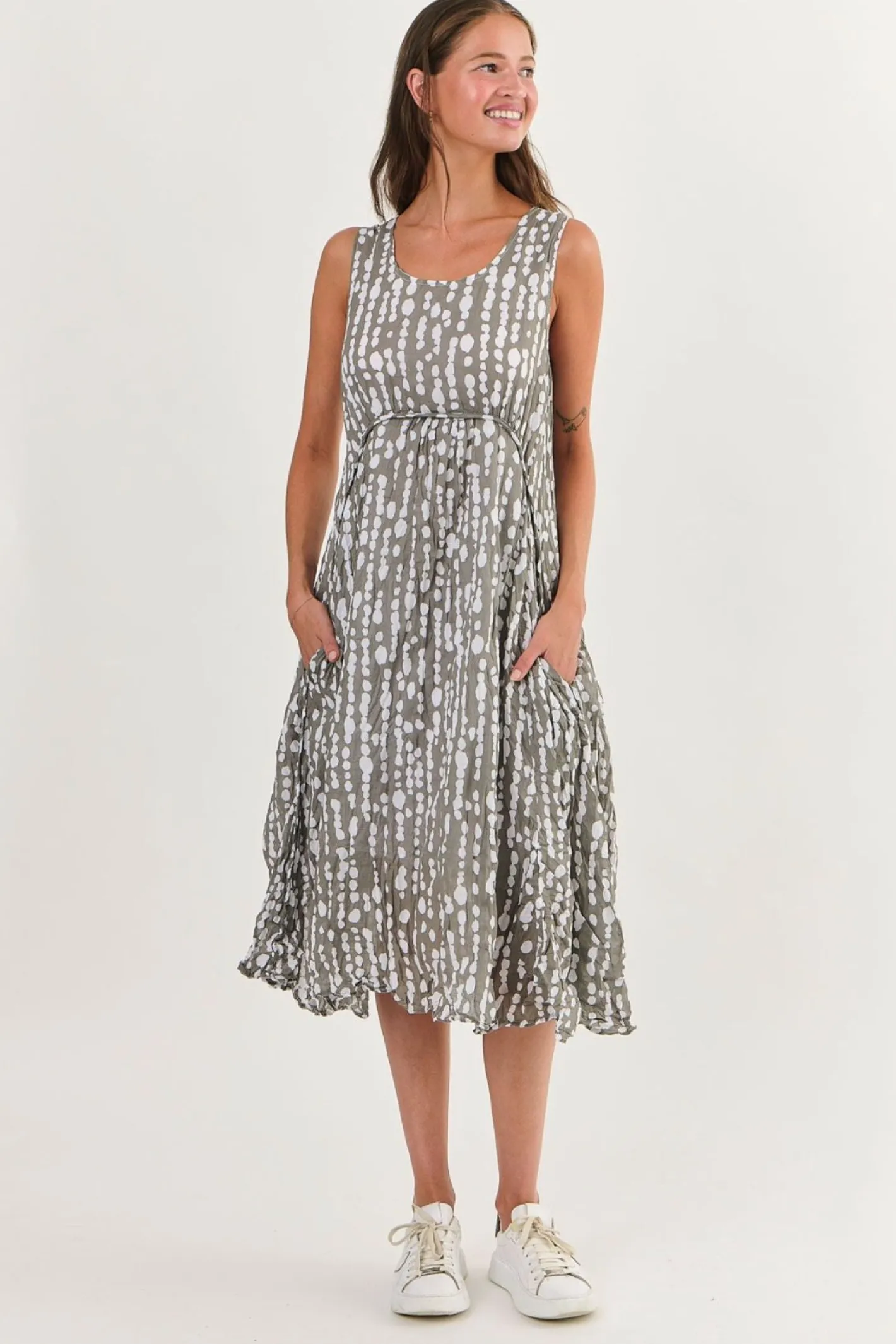 Namastai Henley Dress - Caviar Pearl - N11 Online
