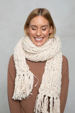 Holiday Winter Wonderland Scarf - H19 New